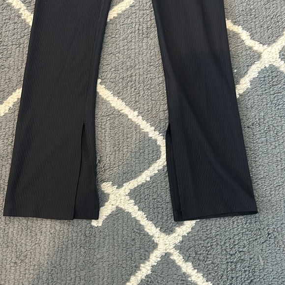 Old Navy Powersoft Ribbed Flare with Split Pants - Picture 2 of 6